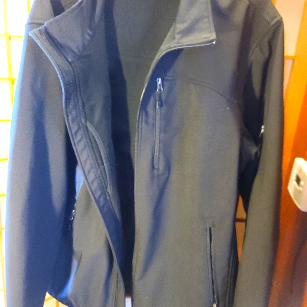 Men's Black Softshell Jacket